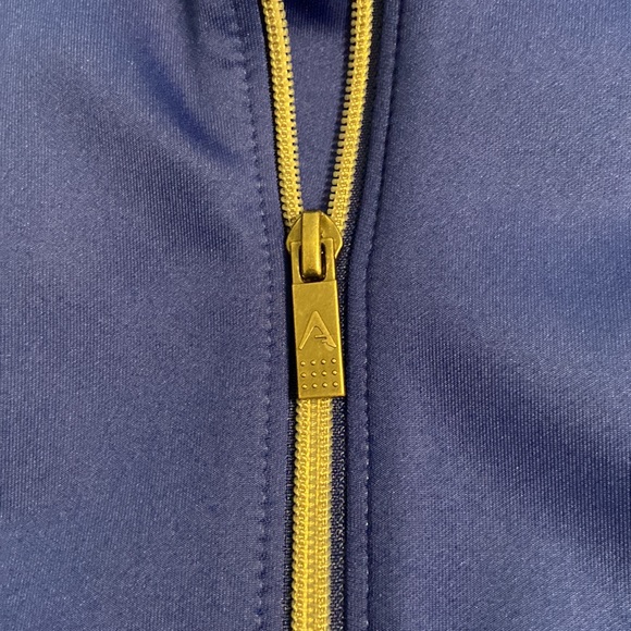 ANTIGUA Women Jacket beautiful blue color with from zipper BNWOT size M - Picture 7 of 16